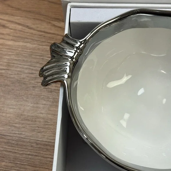 Pampa Bay Silver Pomegranate Bowl‎ and Spoon Set Titanium Finish- Beautiful NEW - Picture 3 of 8